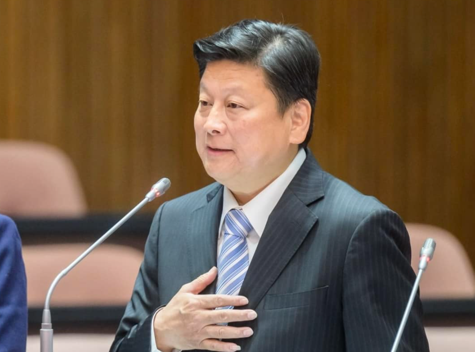 童子賢赴花蓮表態挺罷傅　傅崐萁喊：花蓮人是團結明智的