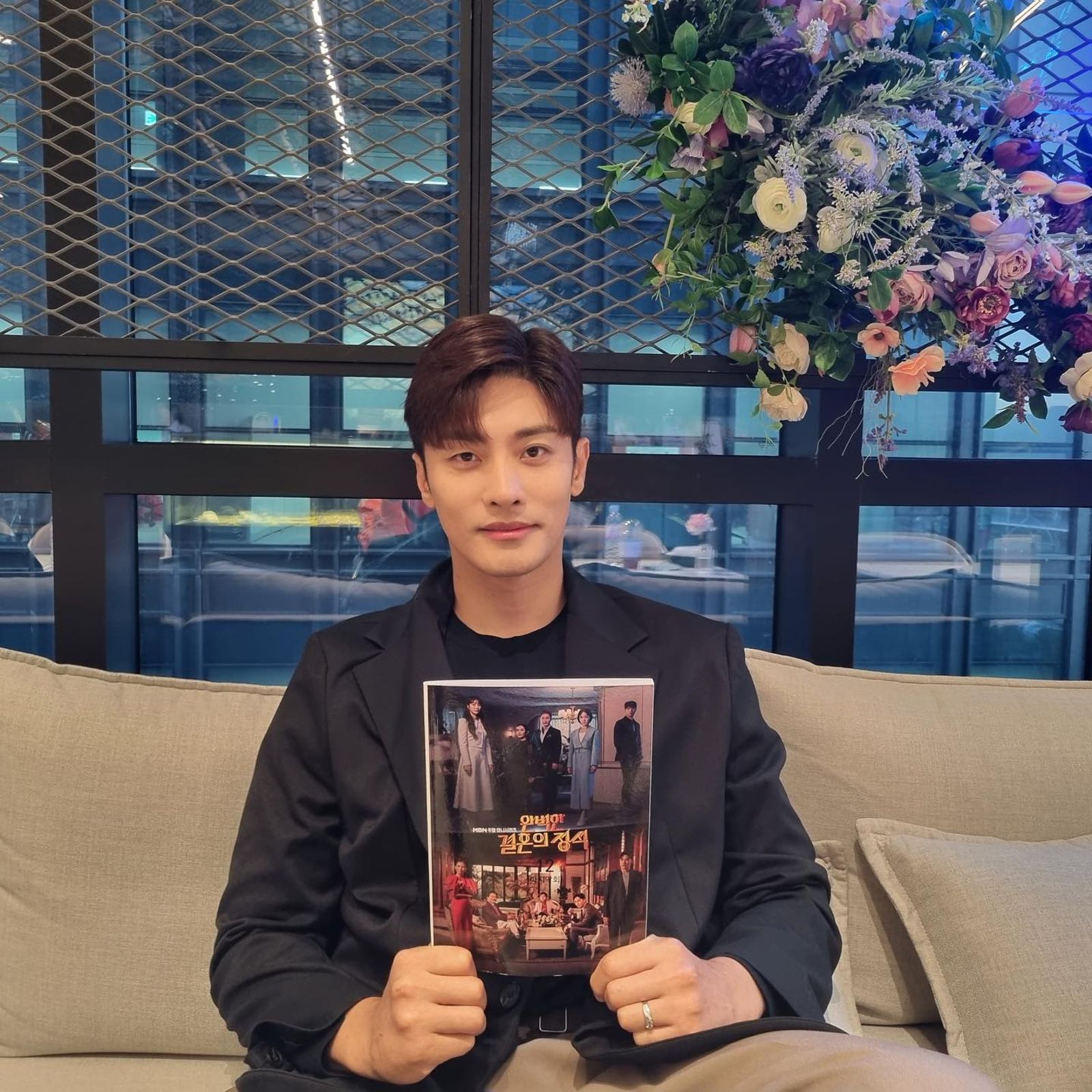 成勛曾是《我獨自生活》班底。翻攝Instagram @sunghoon1983成勛。翻攝Instagram @sunghoon1983