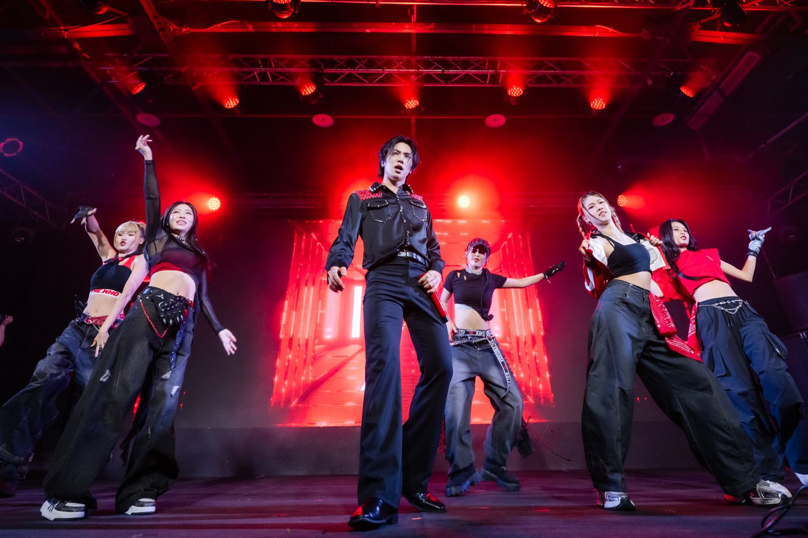 ROCKY在台北熱歌勁舞,招牌曲不間斷。歐妮娛樂、WONIJIN CO提供