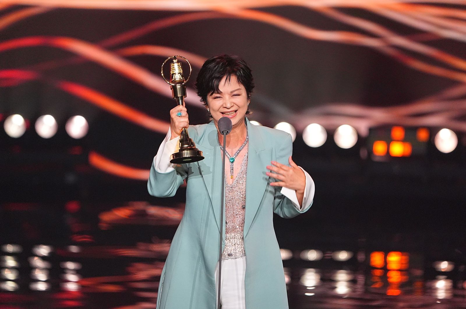 楊貴媚獲女主角獎收視衝4.85。三立提供