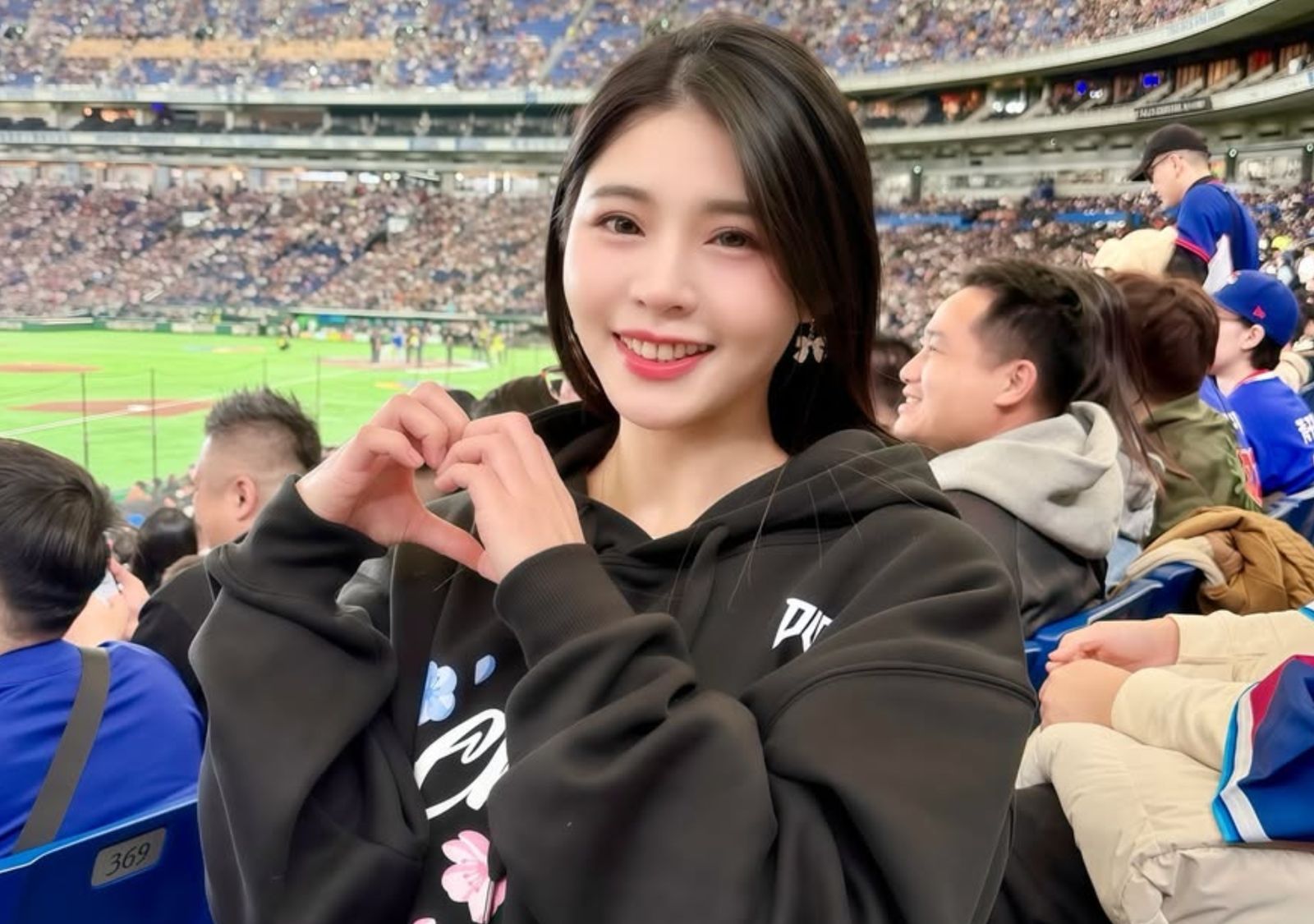 樂天女孩氣喘發作提早回台！機上廣播「台灣贏韓國」　下秒全機旅客歡呼：好感動