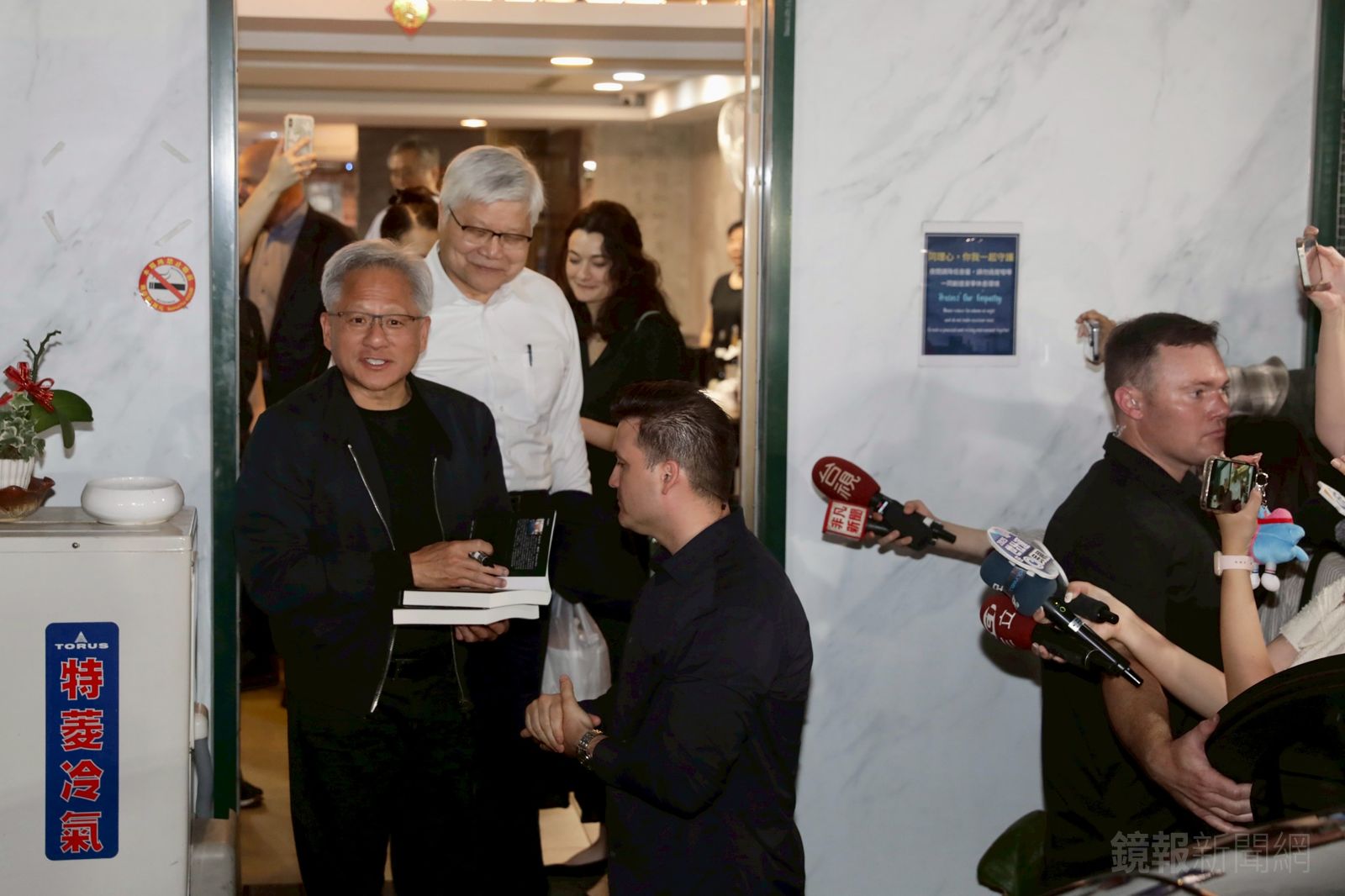 美食地圖再＋1！小吃店變私廚「鄒記食舖」黃仁勳最愛這一味