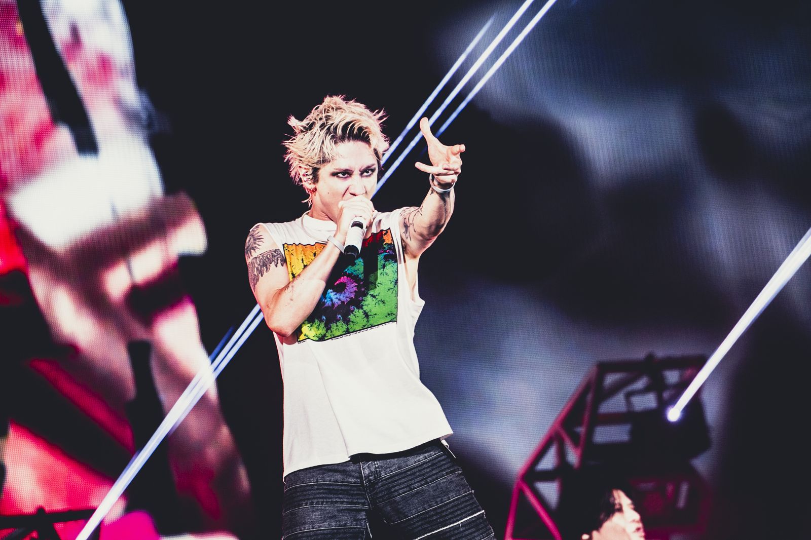 7萬人現場搬進戲院！ONE OK ROCK攻大巨蛋前先登大銀幕　3版本「震撼」體驗