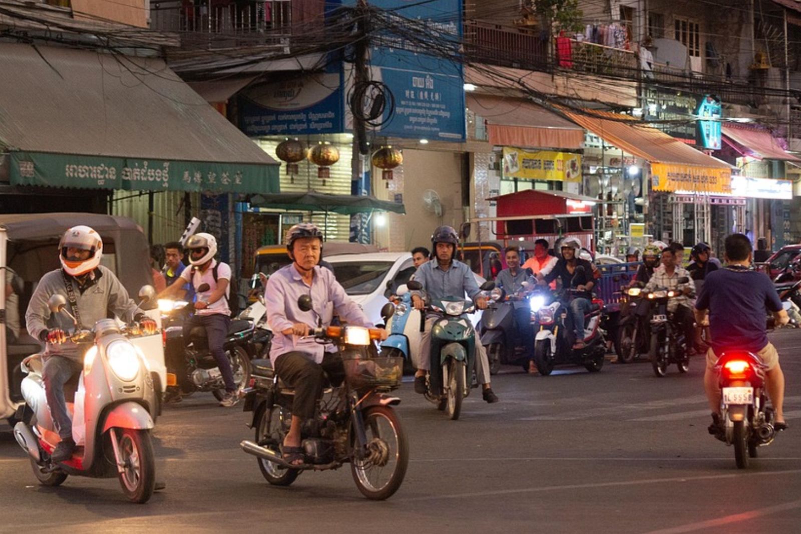 以為重機考過就能上路？女子3年後被攔查「遭罰1800元」…法院一句話打臉