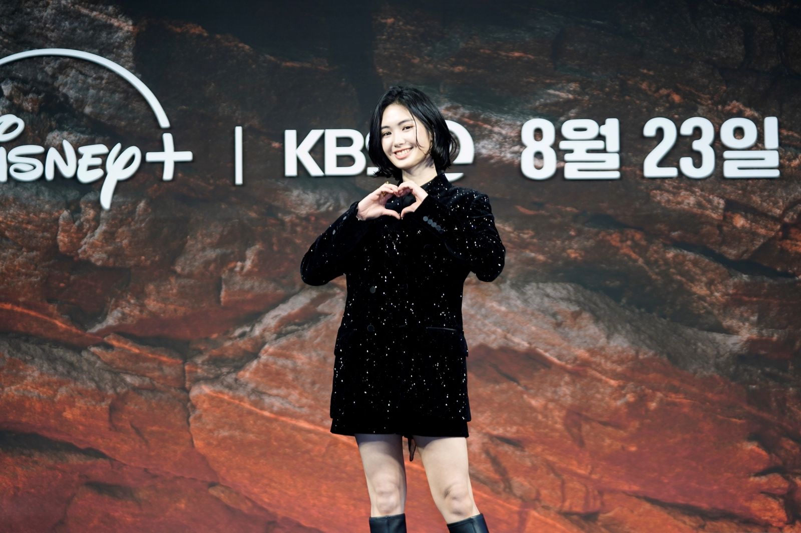 奇幻英雄劇《TWELVE》首爾舉辦發表會　雷嘉汭「蛇天使」同台馬東石、朴炯植