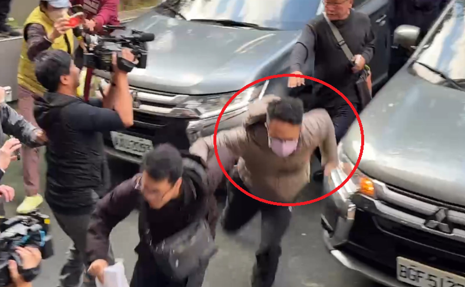 移送盜槍警撞記者惹眾怒　保二總隊長聲明澄清：是新北市刑大