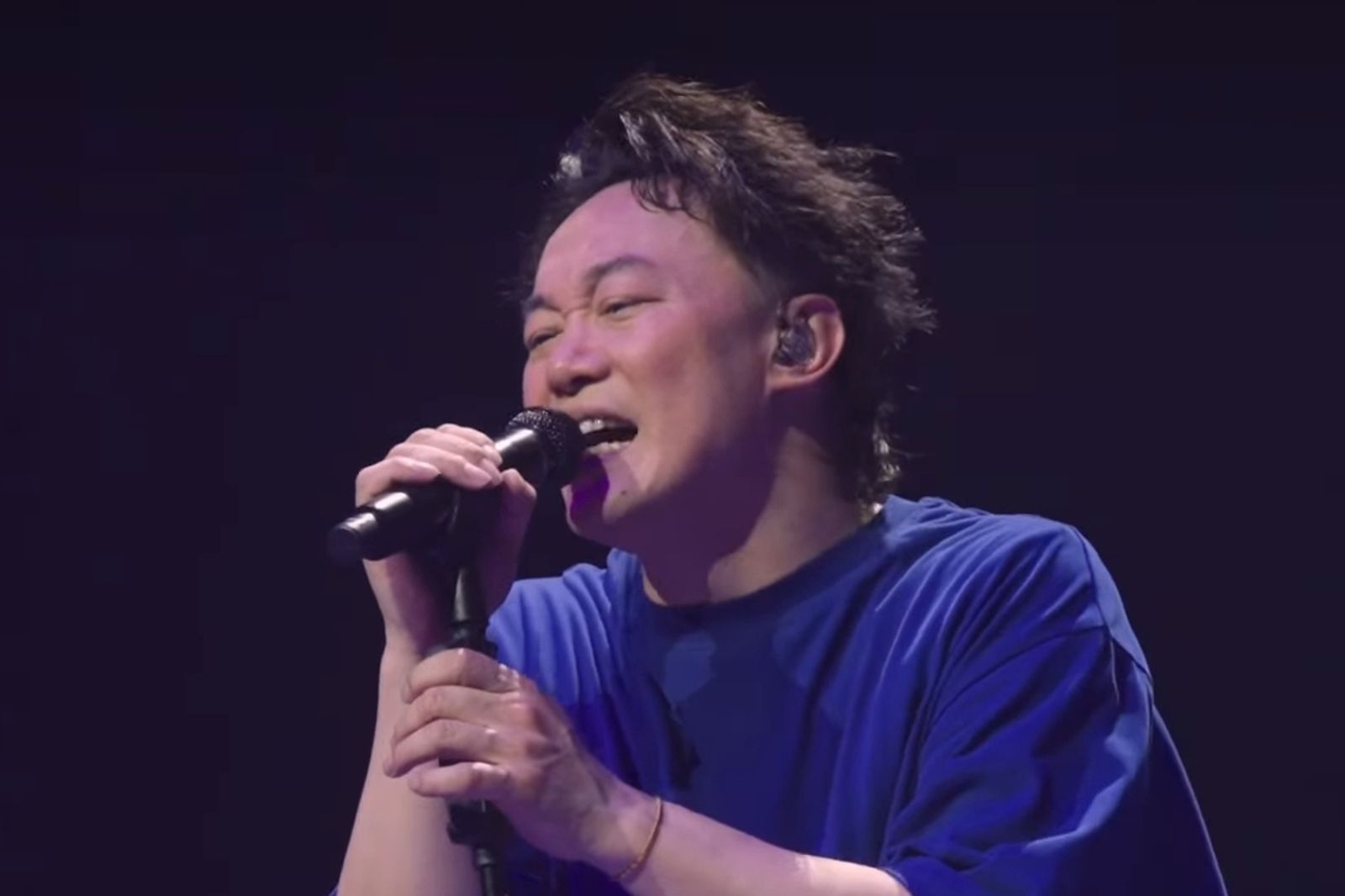 陳奕迅親揭染疫1原因　萬人同舉天燈慶他入行30年　