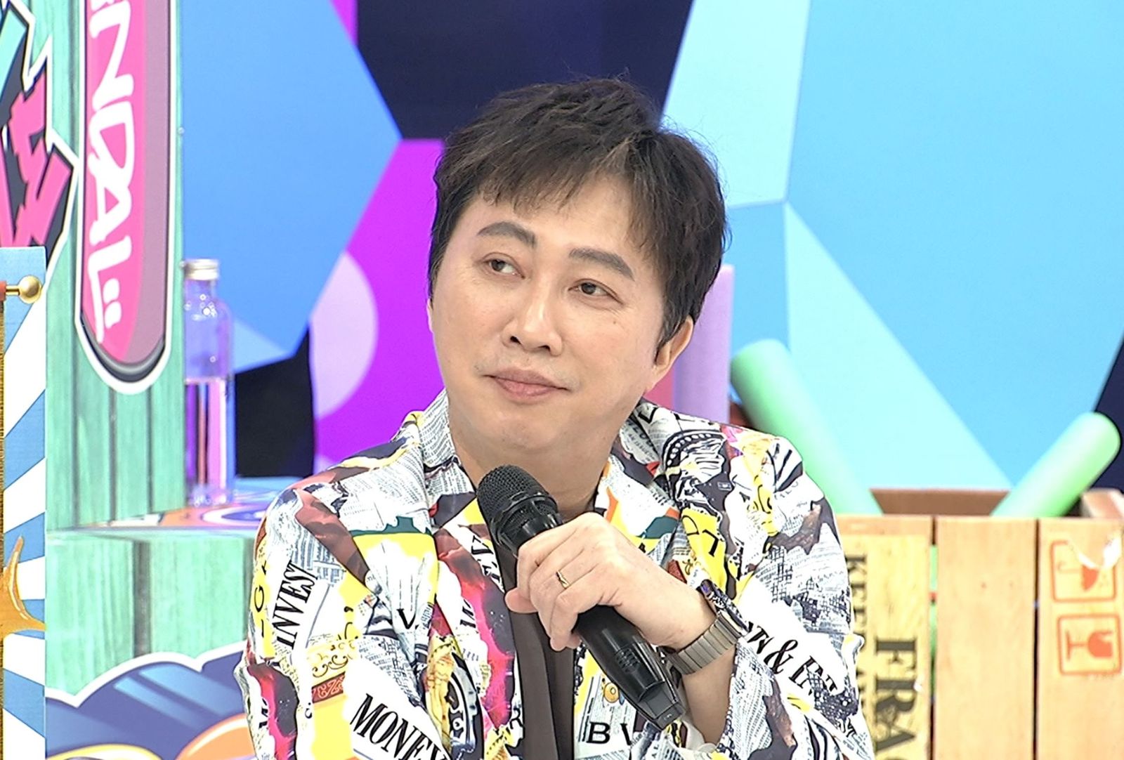 趙正平錄影喝過頭！竟酒醉失控「拿折疊椅砸主持人」　火爆過程全曝光