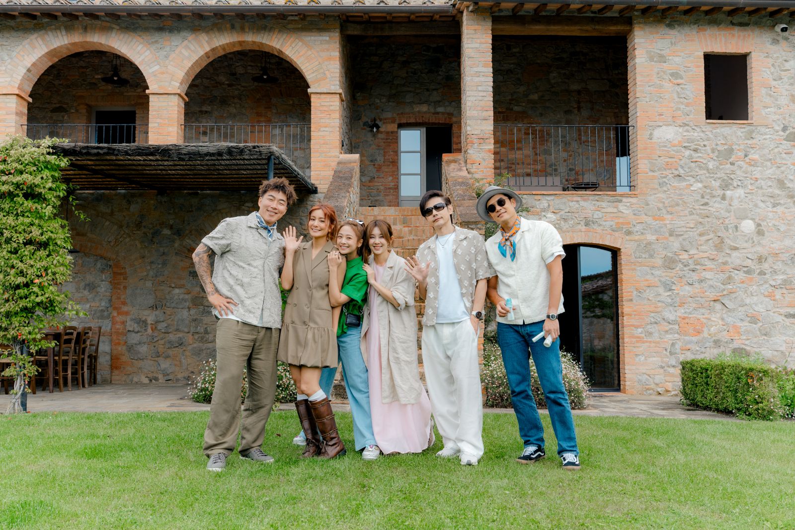 郭泓志(左起)、莎莎、吳映潔、白安、包偉銘、姚元浩。好看娛樂提供