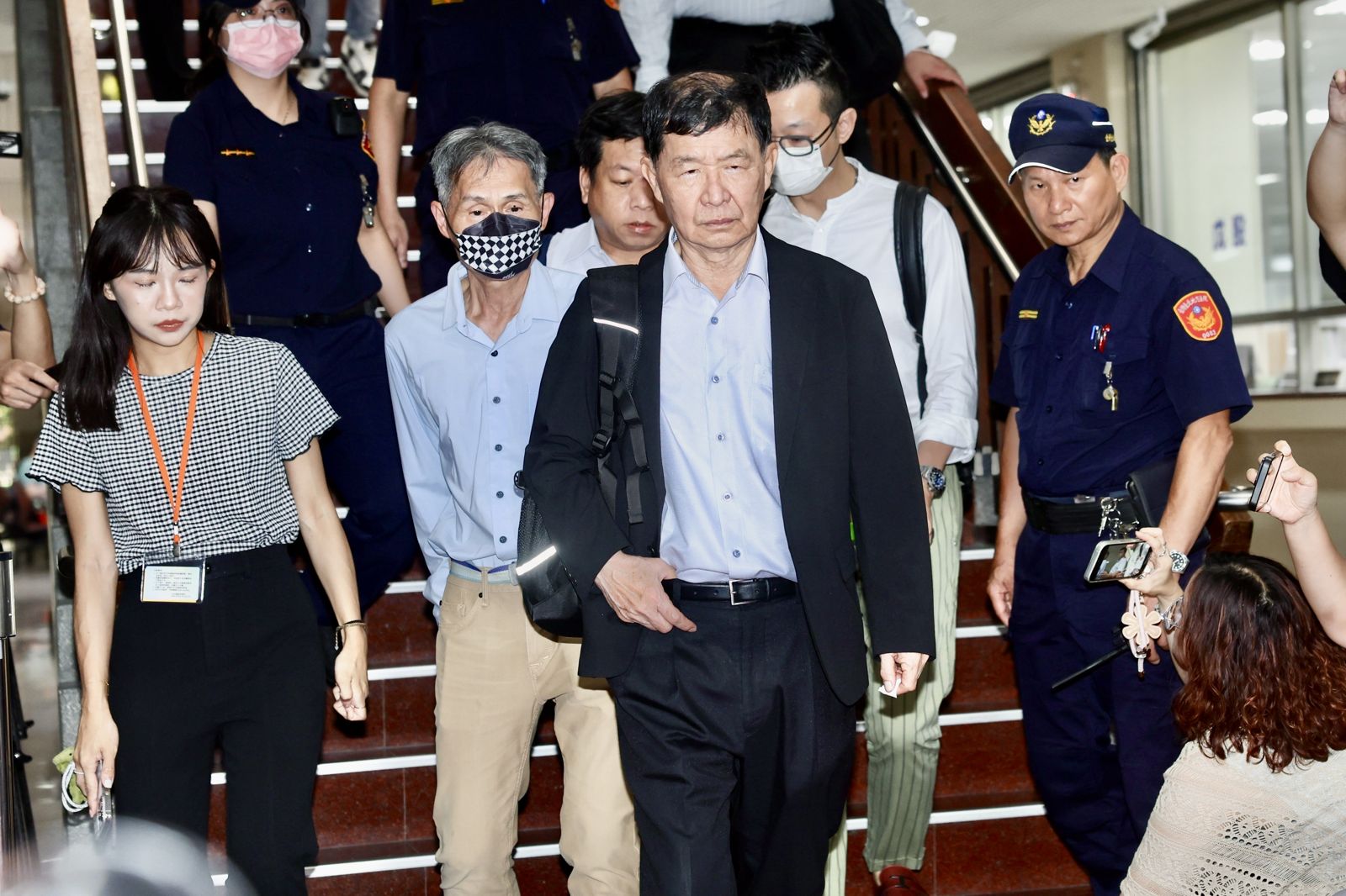 妻墜樓輕生亡！彭振聲請假回高雄　法官裁准