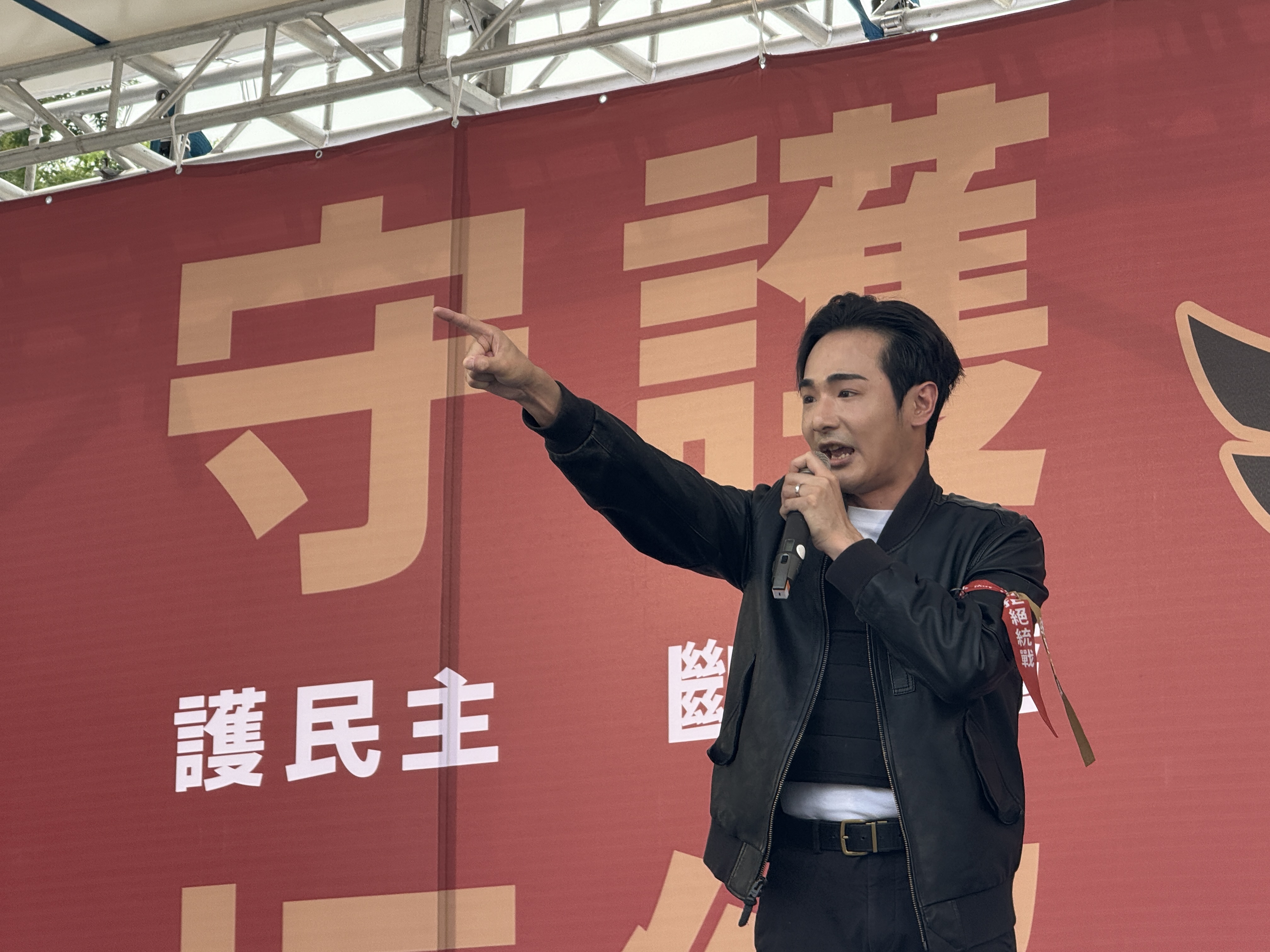 八炯被爆有意仿效納粹　朱立倫斥：對民主最惡毒的模仿