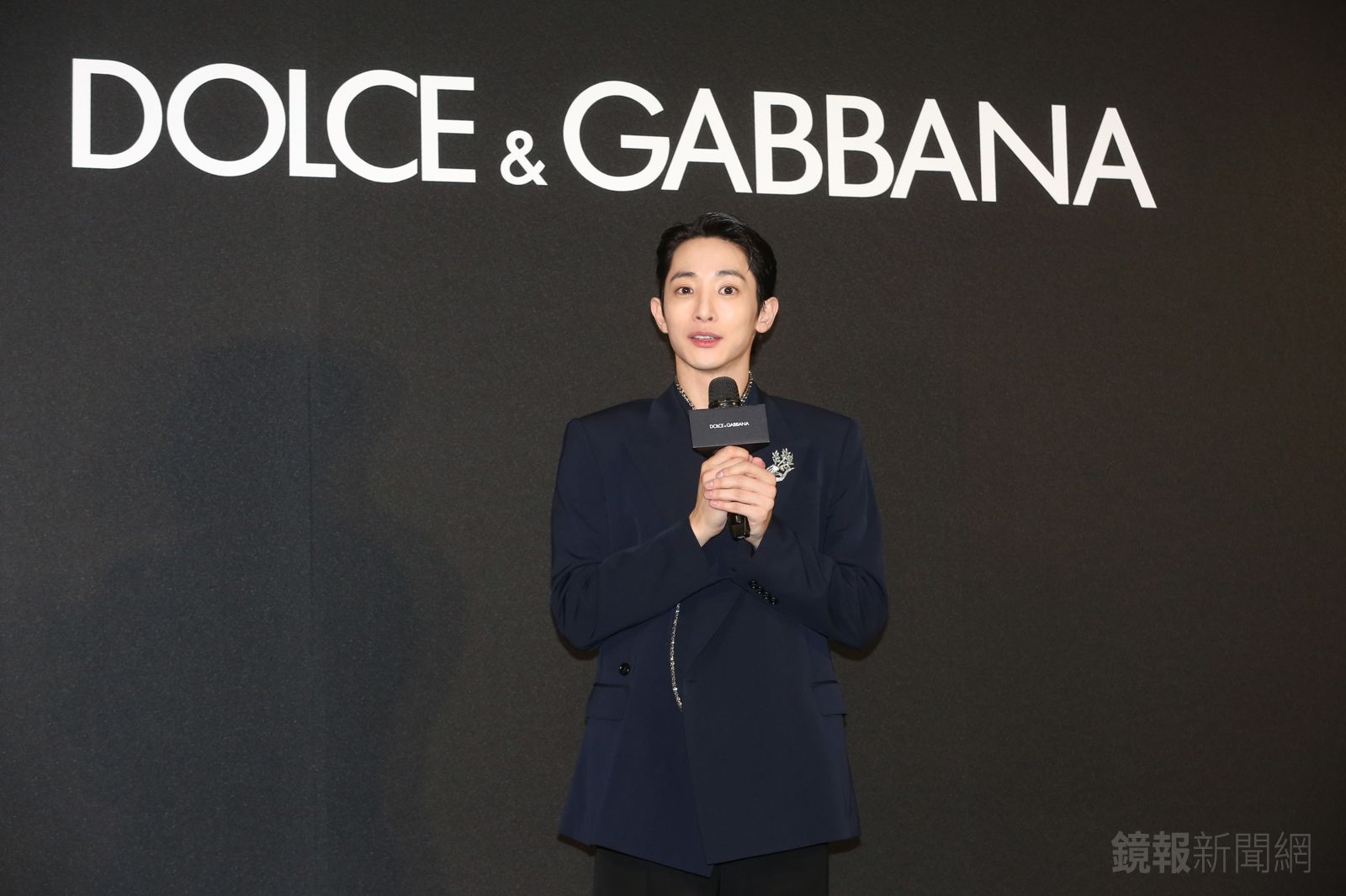 李洙赫很感謝台灣粉絲從接機到開幕活動，都熱情參與。董孟航攝