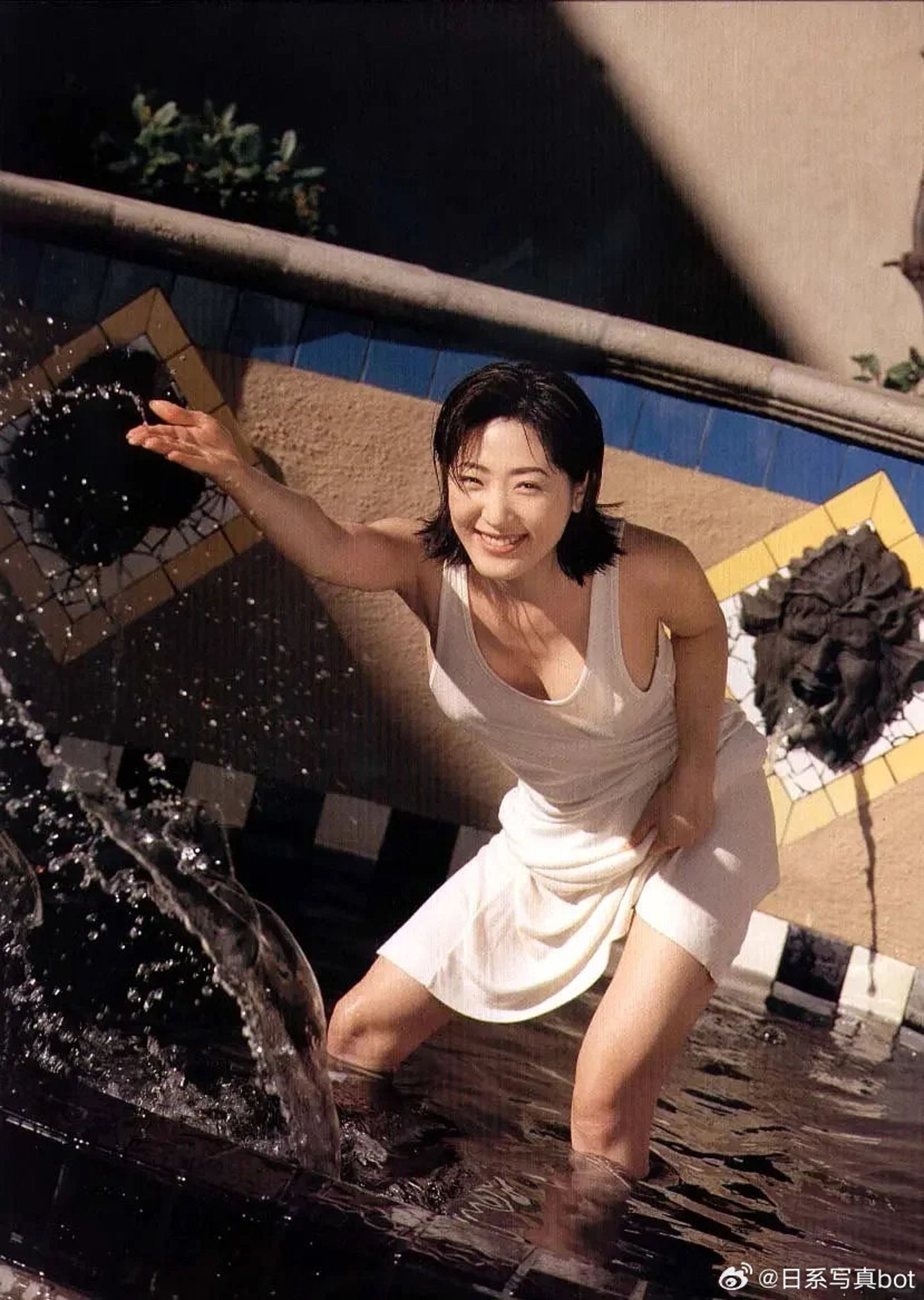 楊思敏曾有亞洲第一美胸封號。翻攝微博