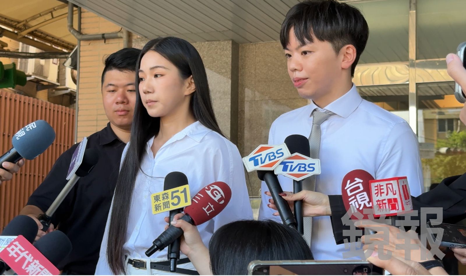 家寧律師遭質疑接她案子「是想紅」　發文曝心聲：謝謝指教