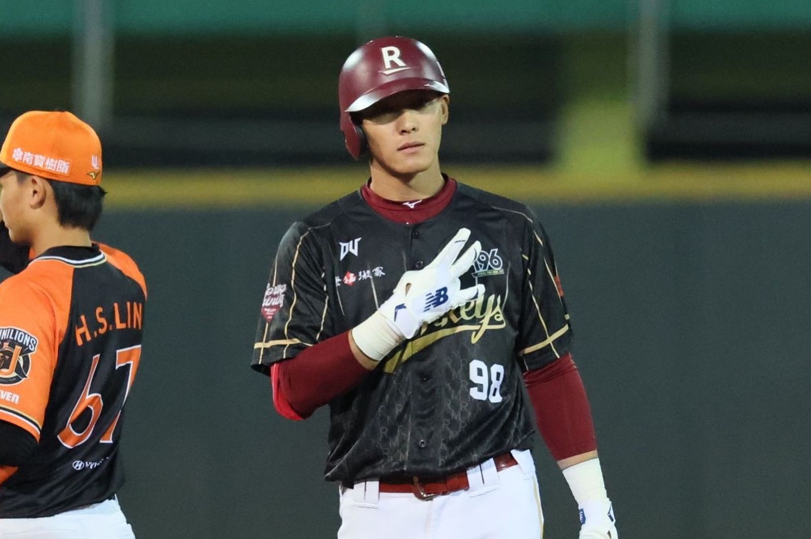 樂天桃猿陳晨威挑戰33場安打紀錄。翻攝自Rakuten Monkeys FB