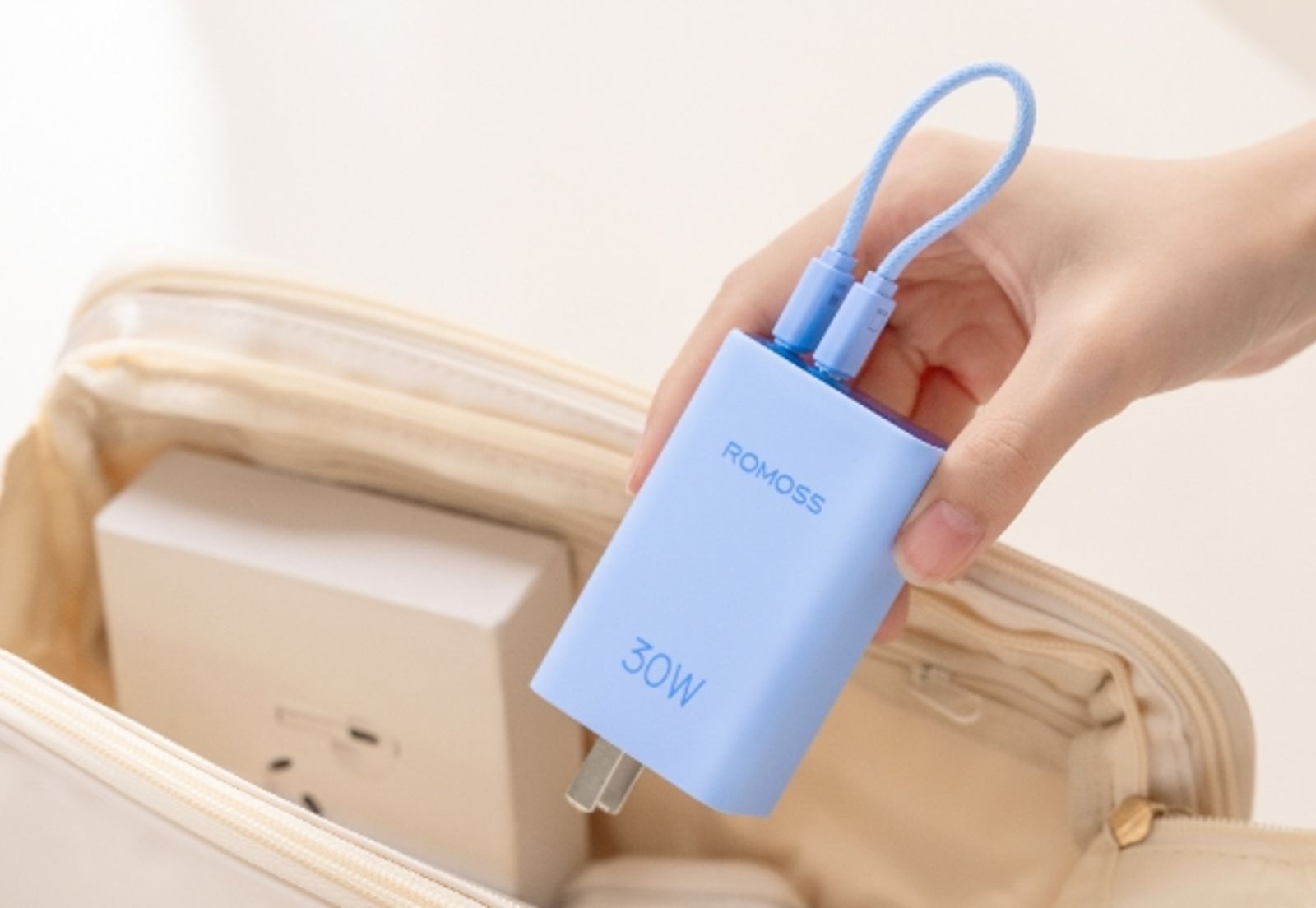 知名行動電源驚傳倒閉！老闆疑捲款「國外買房跑路了」…300名員工一夕丟飯碗