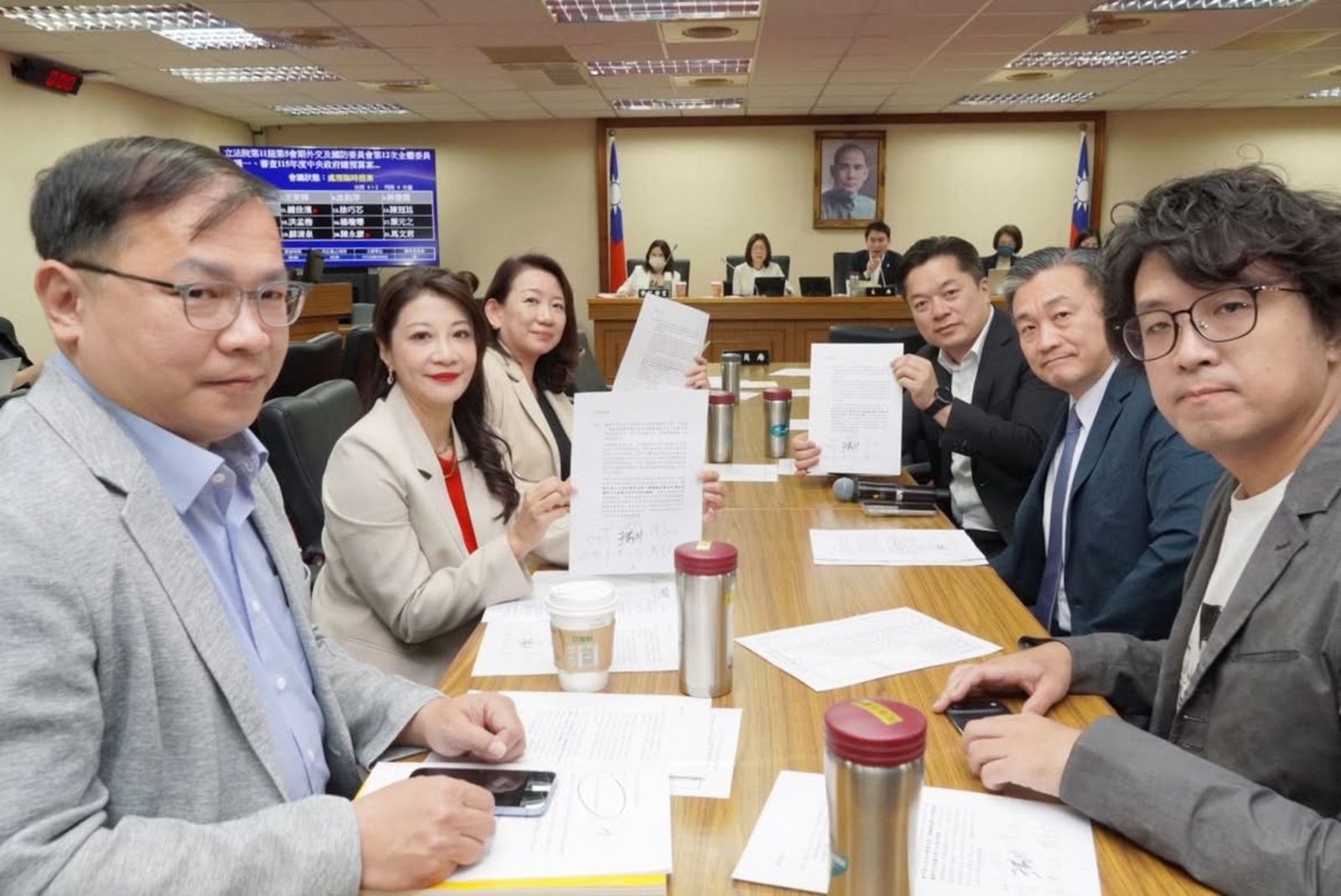 中共惡擋賴清德出訪史瓦帝尼！立院外委會提案譴責　藍白無異議照案通過