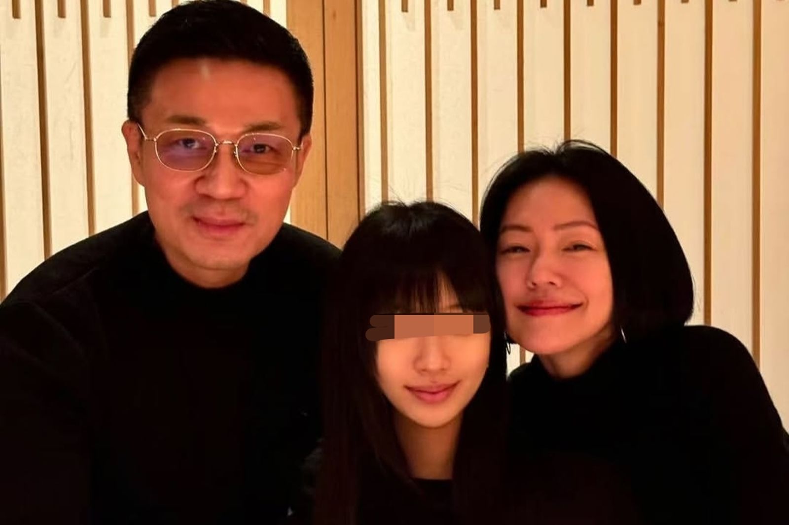 55歲許雅鈞牽女星「上海飯店過夜」！小S無奈借酒澆愁　羨慕大S嫁給愛情