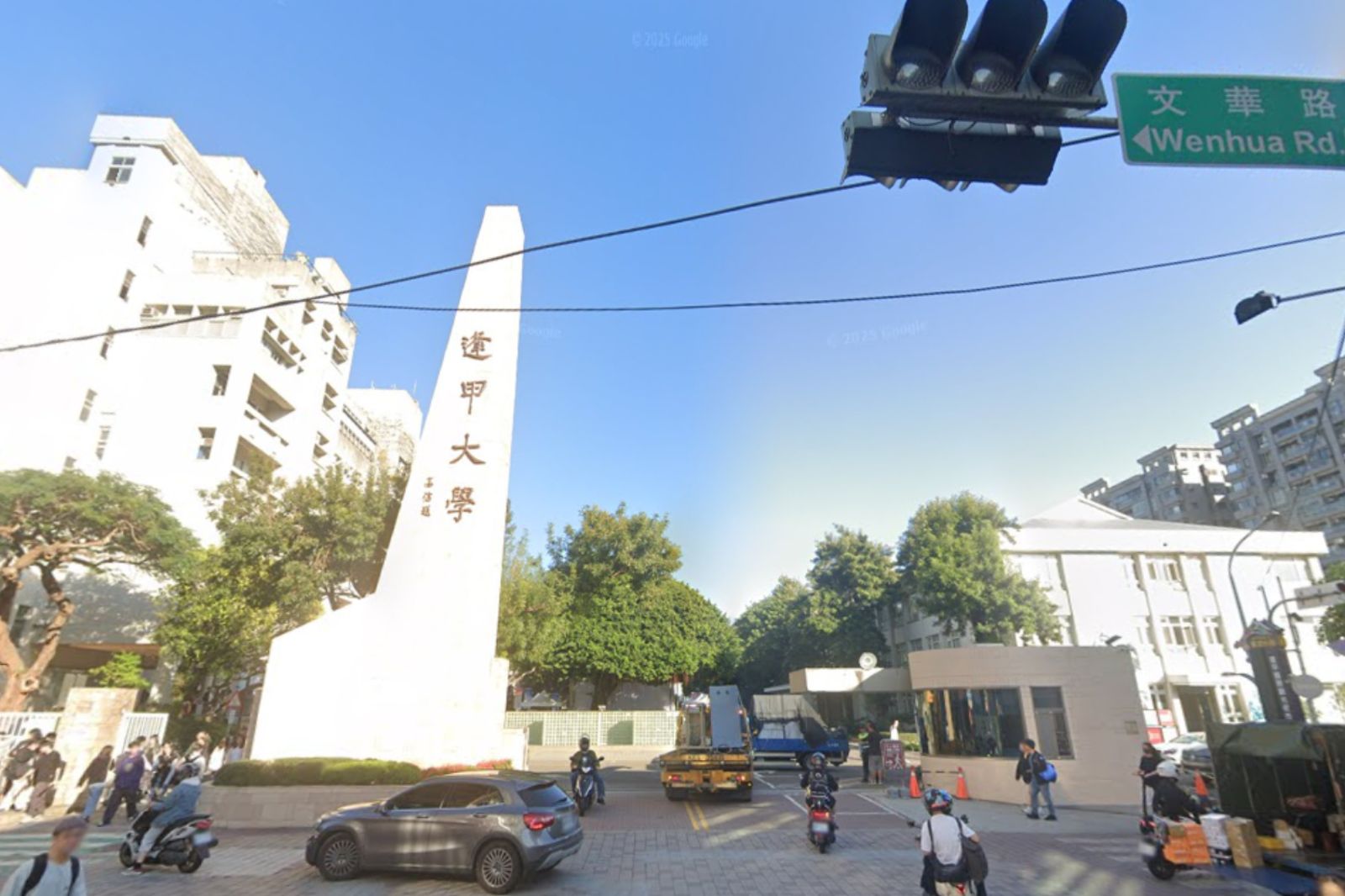 逢甲60年榕樹倒塌釀死　碩士生遭壓傷重不治　相驗確認顱腦重創致命