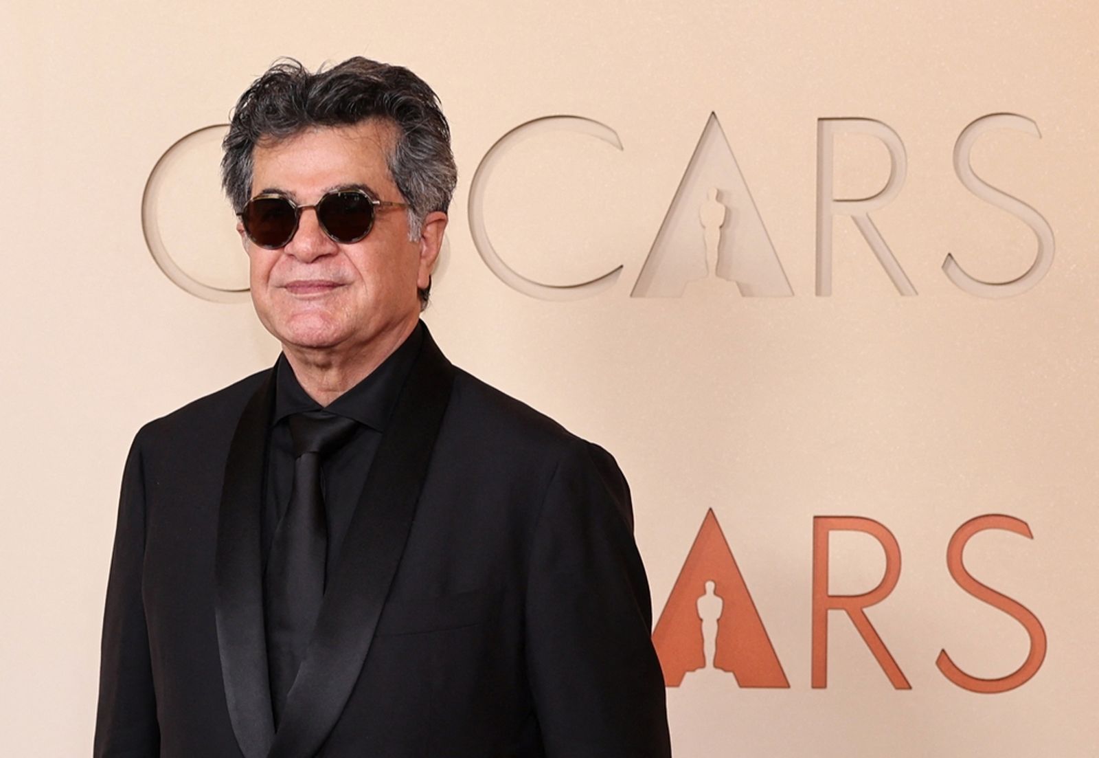 在黑牢與光影之間：賈法．潘納希拒絕流亡的抵抗美學