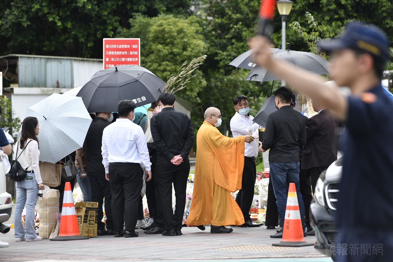 三峽車禍造成3死12傷。李智為攝影