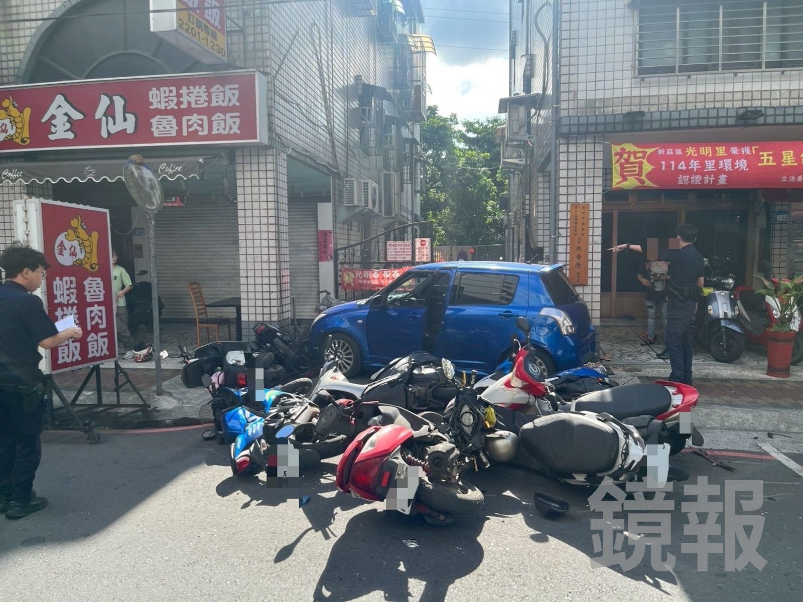 有片／移動式神主牌「掃街」　男疑毒駕人肉保齡球猛撞11車