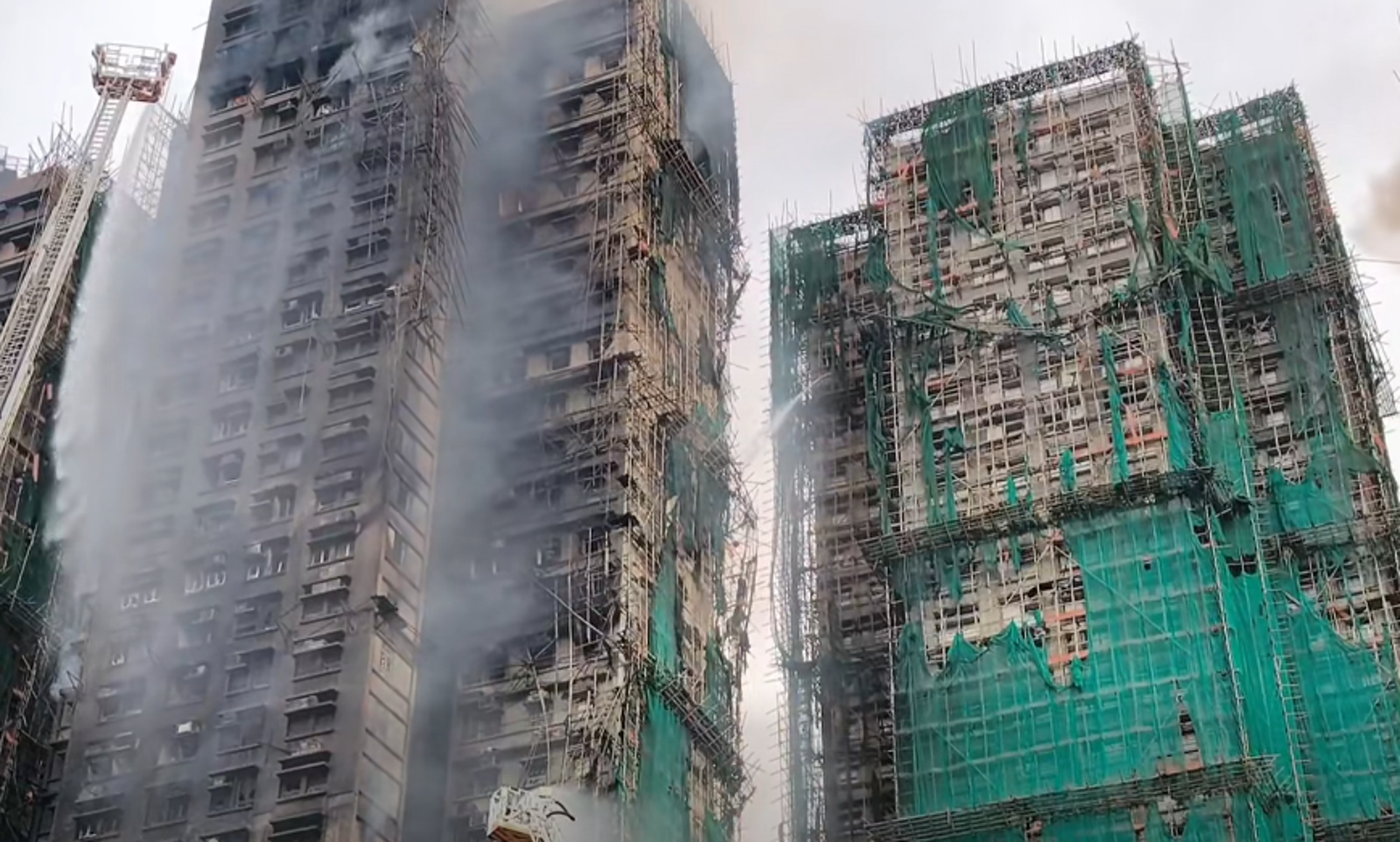 香港宏福苑大火/7棟大樓延燒至少44死...成香港史上最大火 時間軸一次看
