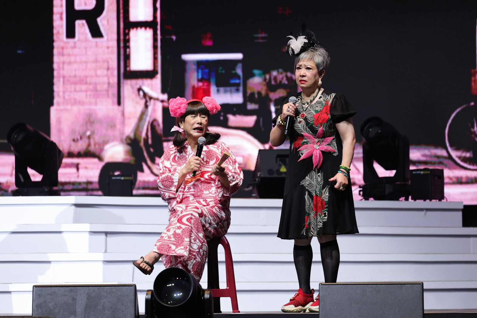 不怕針孔偷拍!77歲資深女星霸氣嗆聲「長針眼是他家的事」