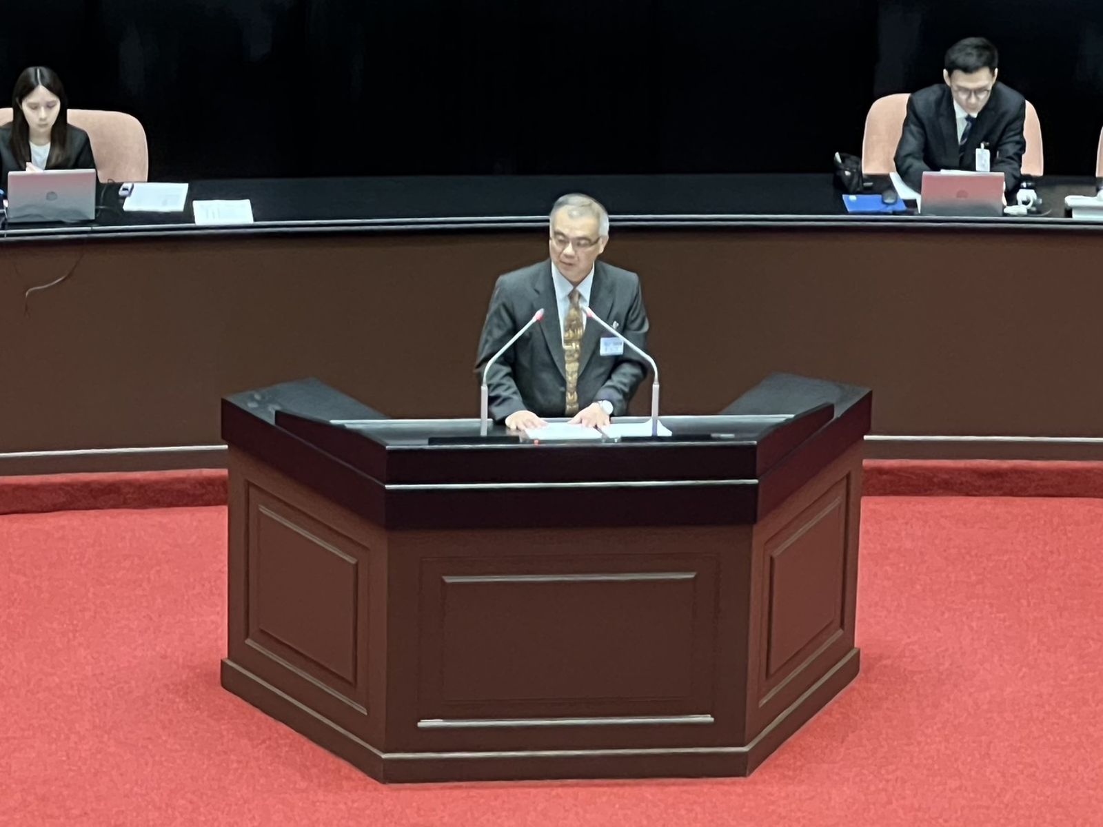 蕭文生稱中央財政未少該給地方補助款　吳宗憲直搖頭嘆：要有說出想法的勇氣