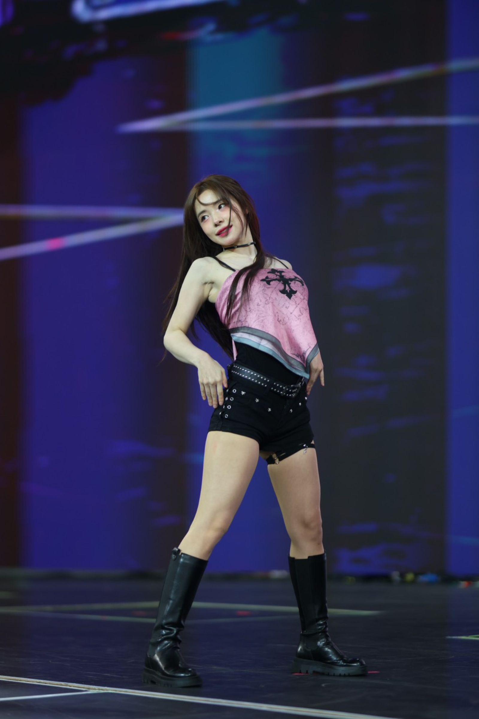 李多慧在味全龍「粉絲感謝祭」熱舞。圖／味全龍提供