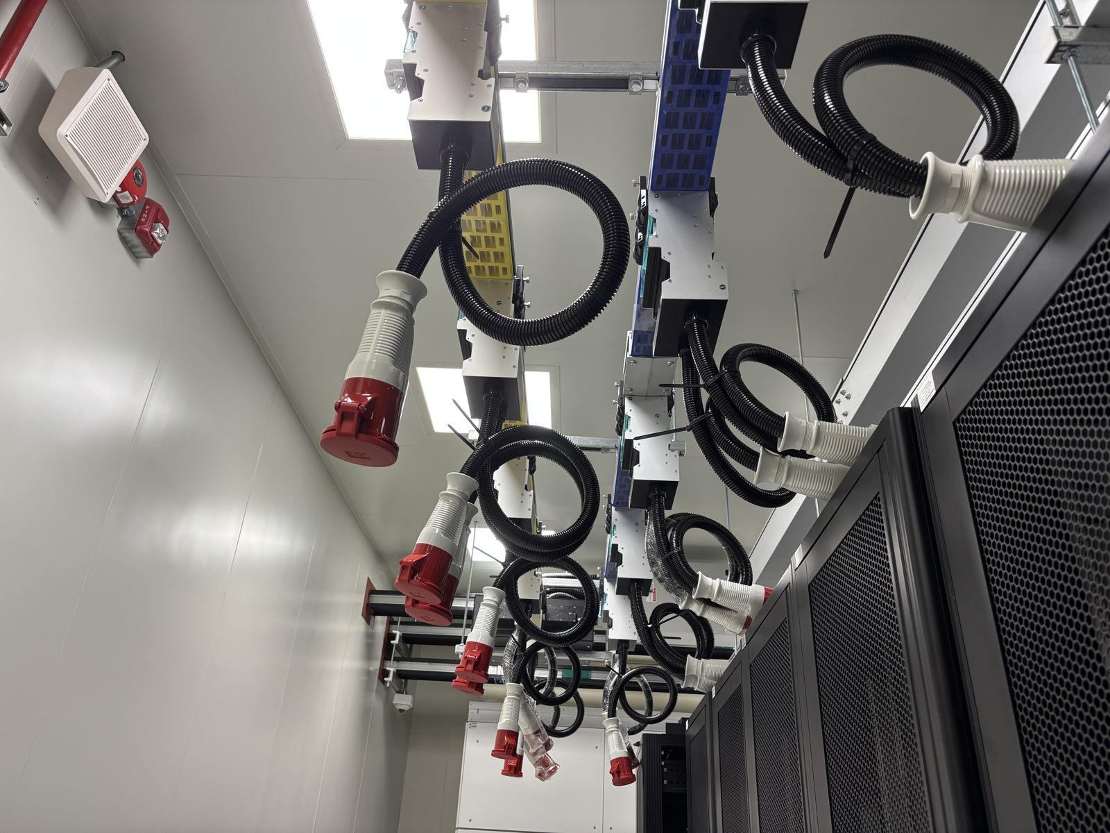 AI靠電才能活著! 發電配電產業年年成長 電匠將是新黃金職業