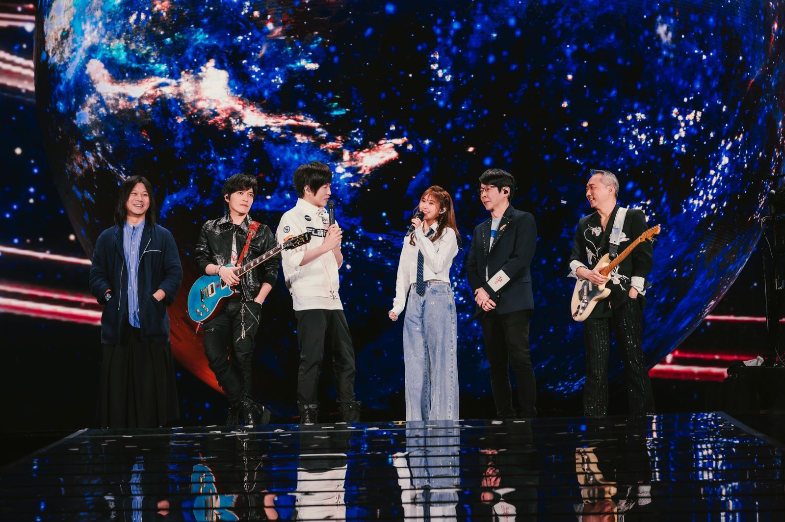 五月天近期在台中開唱陪大家跨年。相信音樂提供