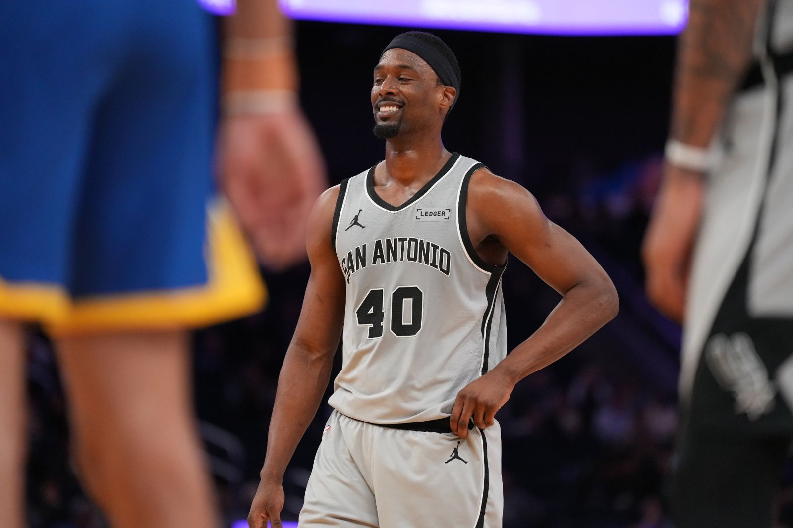 NBA球星砸7.9億「買下1間銀行」圓夢!昔日隊友震驚:他真的做到了