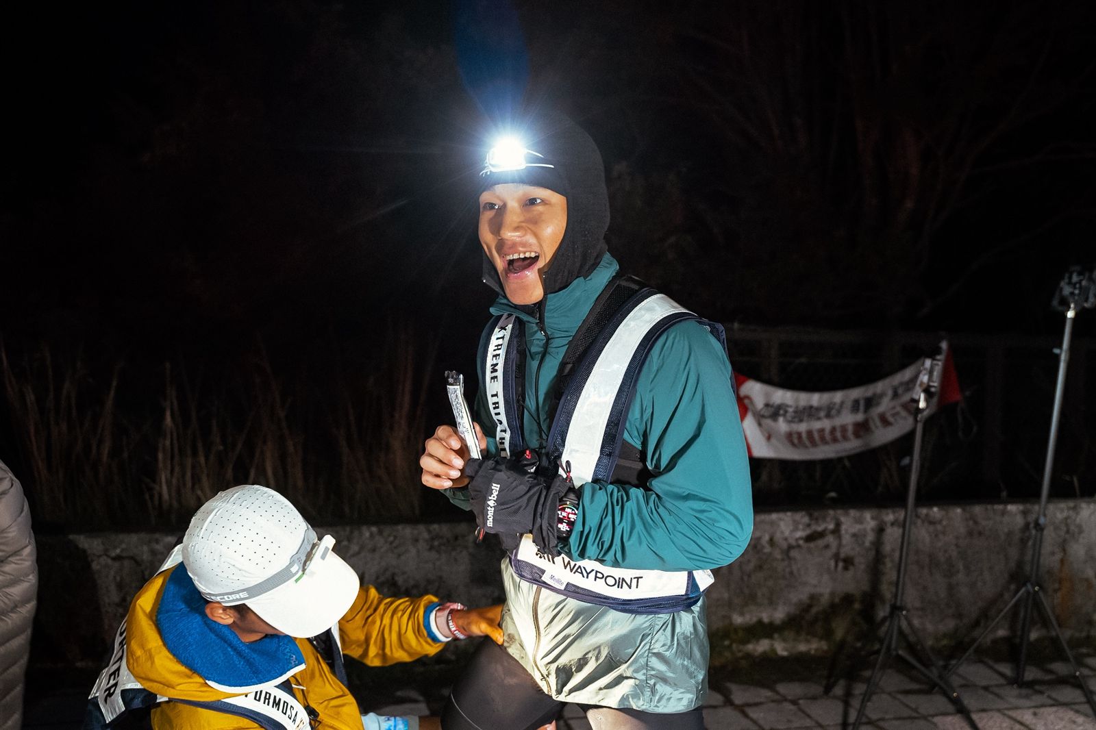 頂2度低溫狂飆16小時!阿倉成極限鐵人首位藝人 拒辦簽唱會清晨揪粉幹大事