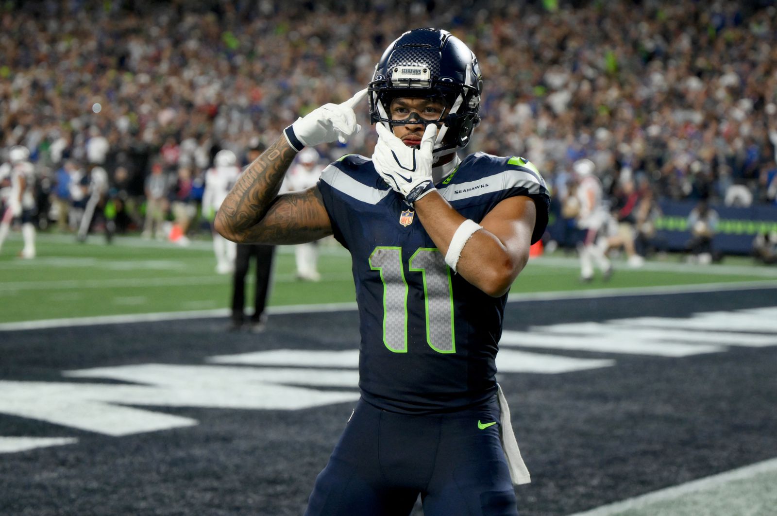 愛國者敗光領先!海鷹逆轉NFL開幕戰 Maye末節崩盤成罪人