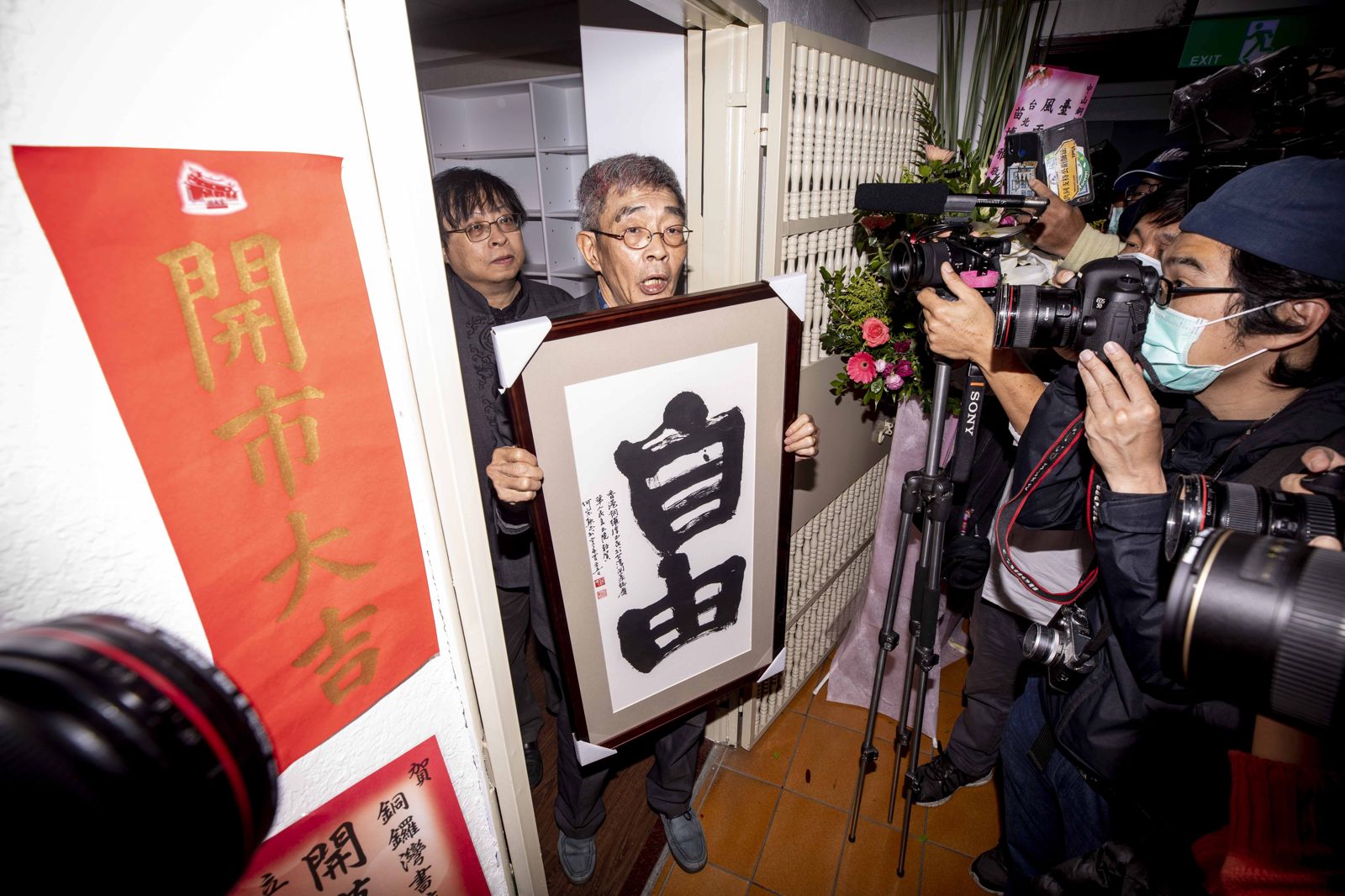 銅鑼灣書店創辦人林榮基辭世 邱垂正悼念:守護台灣自由民主