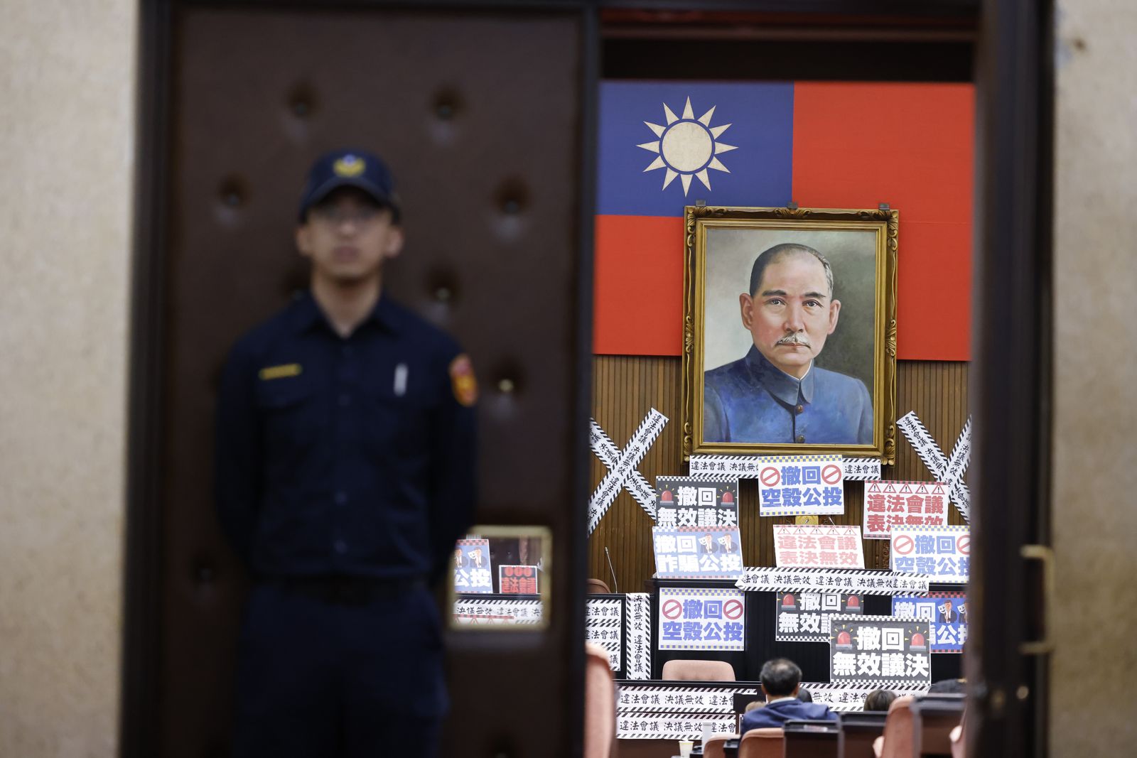 陳嘉宏專欄：這樣的立法就是要魚死網破