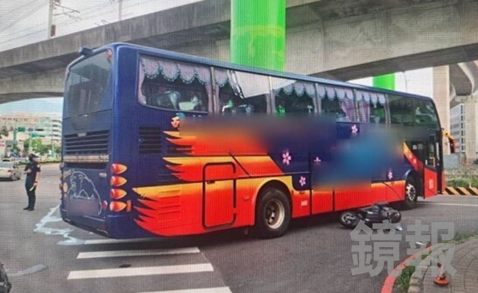 桃園20歲女騎士遭撞身亡　家屬控肇事遊覽車二次碾壓