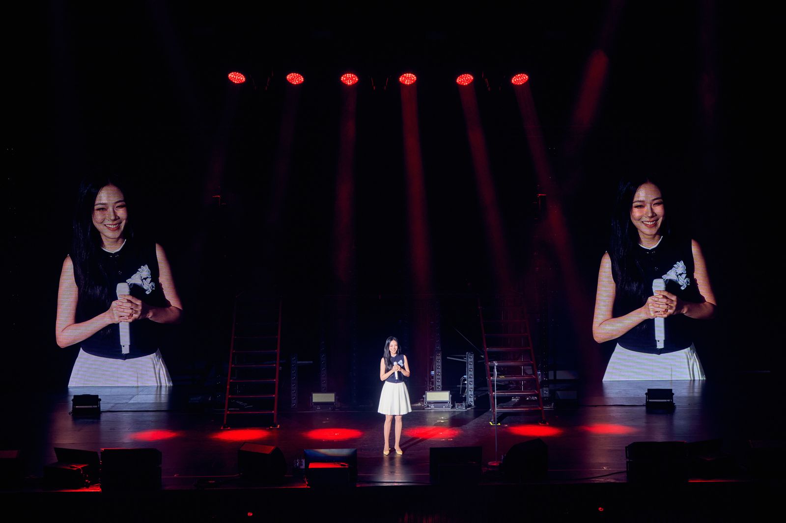 BIBI還邀請幸運粉絲上台。Live Nation Taiwan 提供