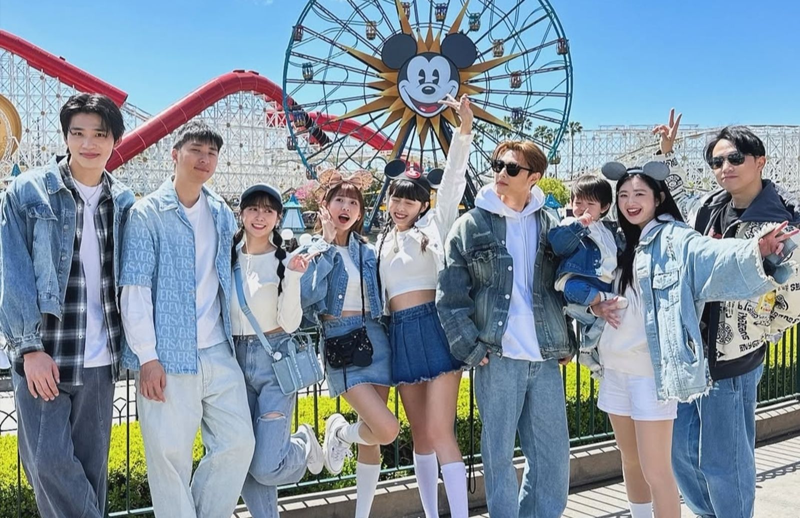 胡釋安（左2）和粿粿及王子從全明星就培養出好交情。翻攝簡廷芮IG