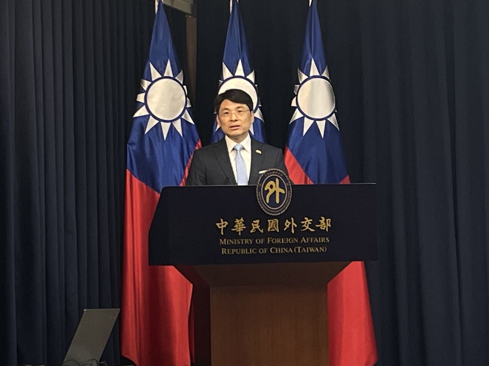 美伊戰火升溫!外交部籲滯留國人主動聯繫駐館 正評估約旦、埃及旅遊警示