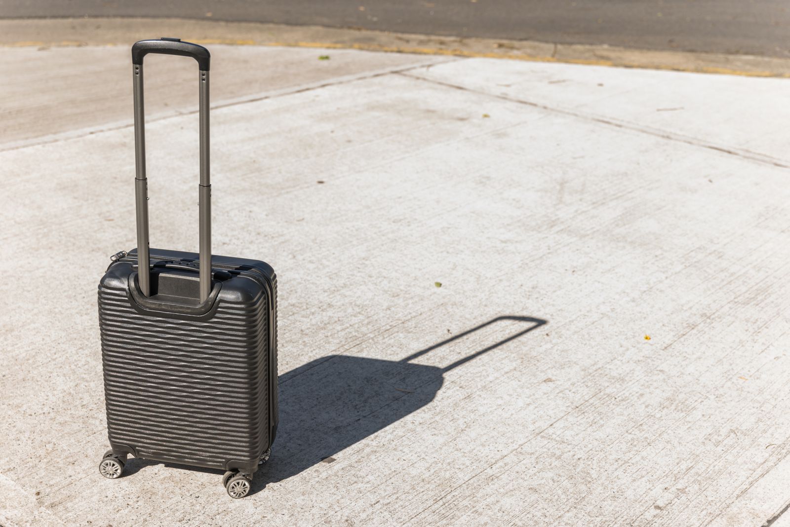 軟布包、後背包都中招!地勤揭「5大託運行李地雷」…出事航空公司不會賠