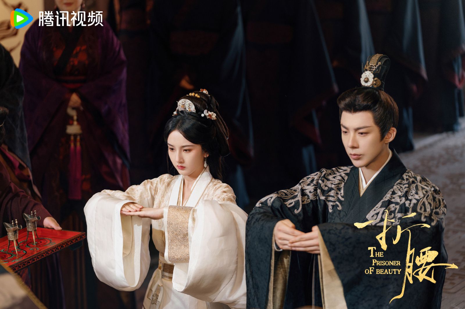 《折腰》評價兩極。圖／翻攝自微博／折腰