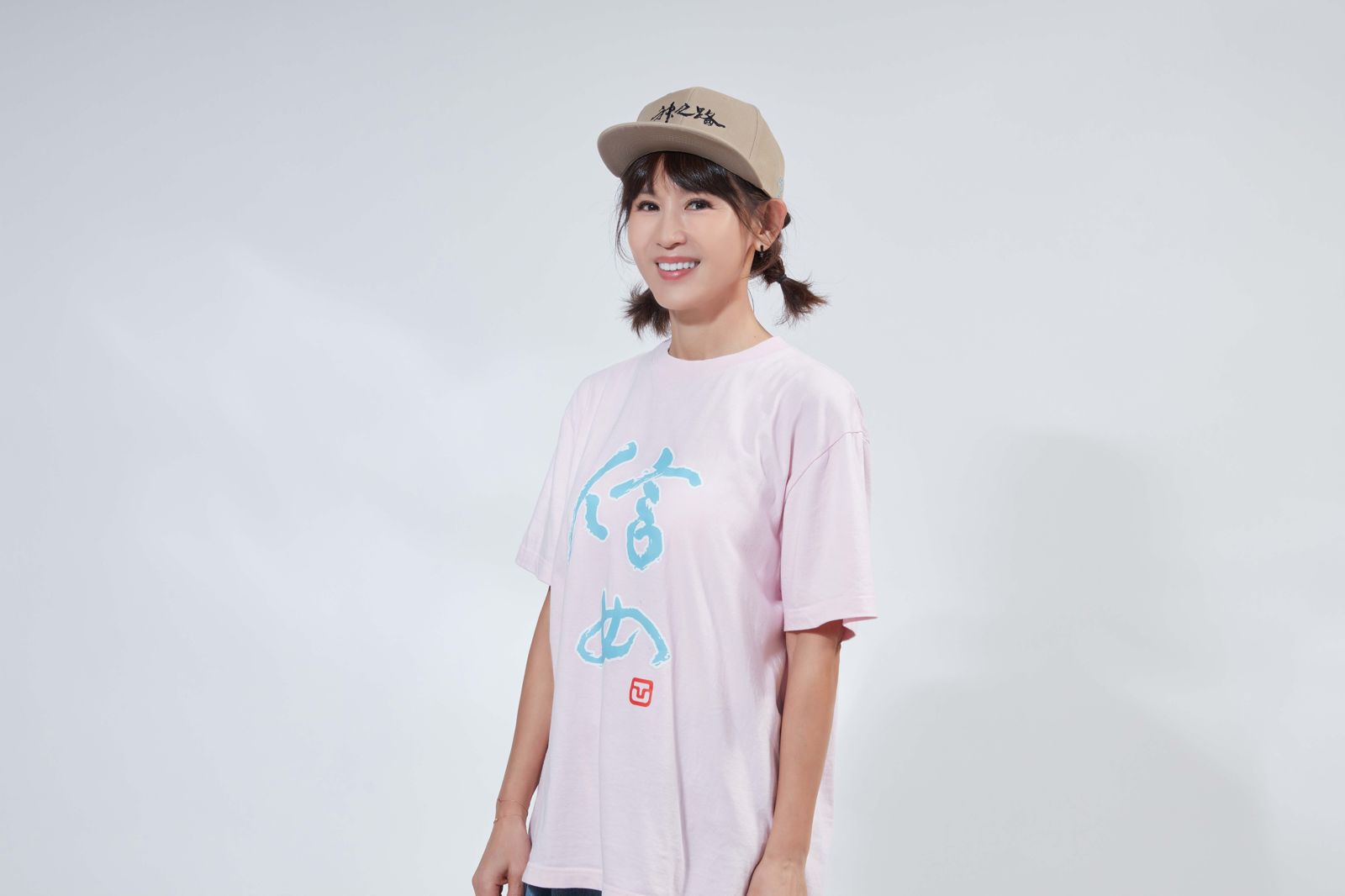 八點檔女神鄭仲茵自嘲「不太聰明」，靠「聖筊」奪神之路主持棒東森超視提供