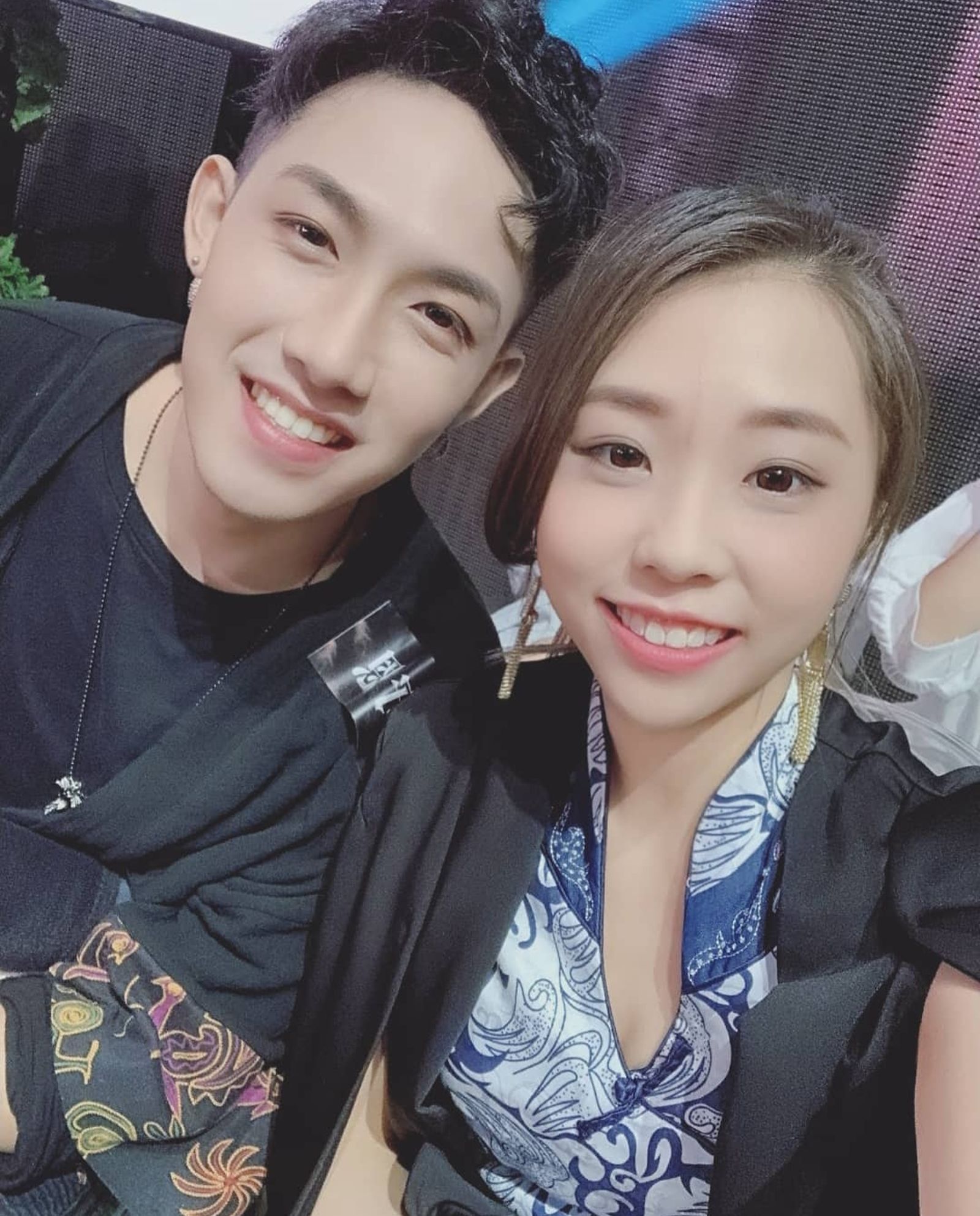 陳守恩（左）曾在《森林之王2》與艾薇同台演唱。翻攝Chris Chen陳守恩 IG