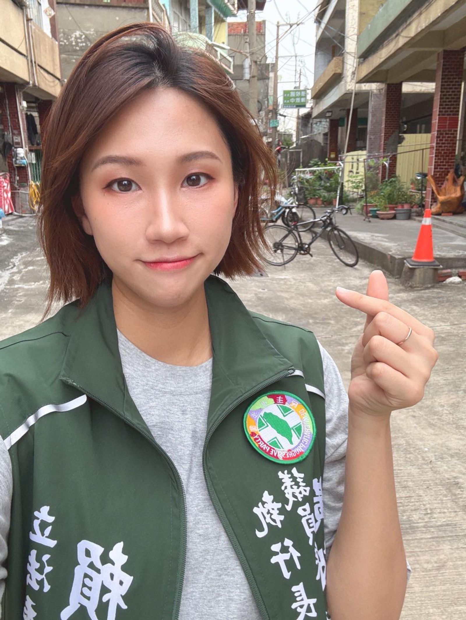 復興航空空難倖存空服員黃敬雅宣告參選市議員。圖／翻攝自FB／黃敬雅 Huang Ching-Ya