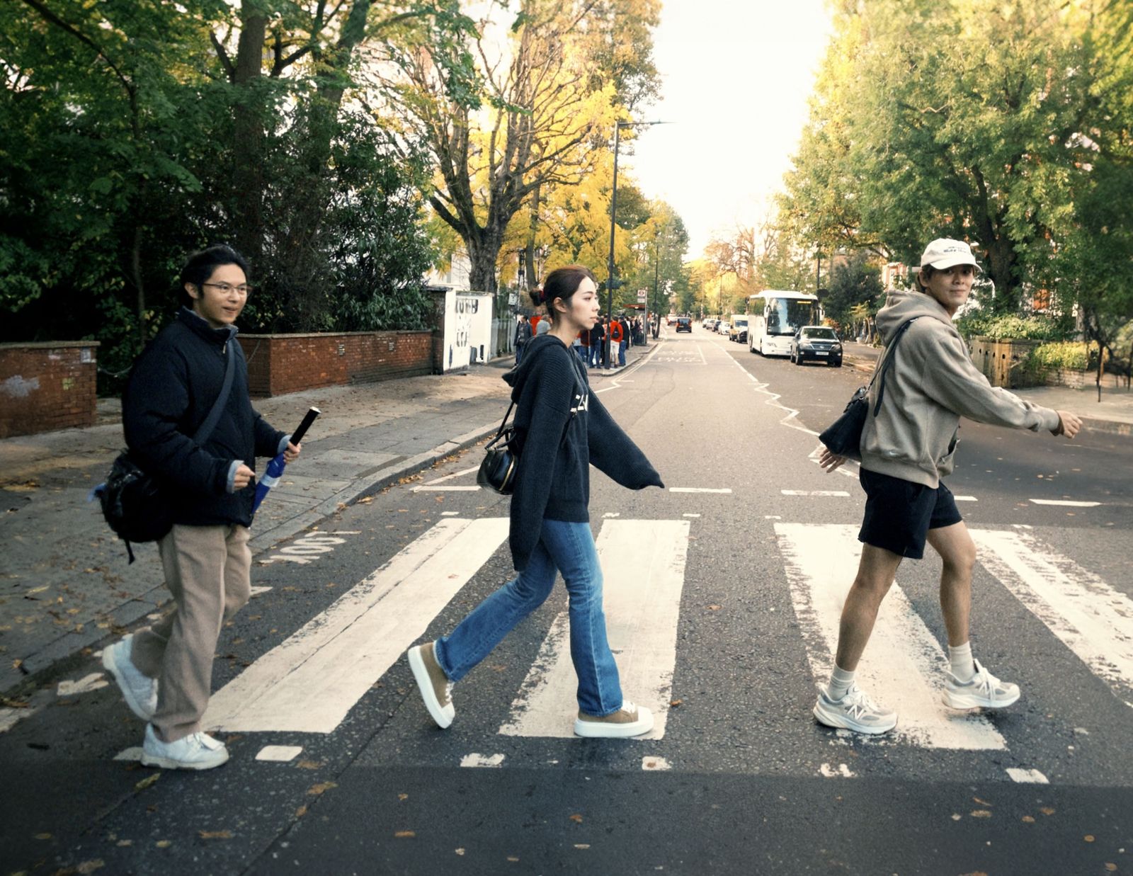 告五人再創成團紀錄！赴披頭四「艾比路錄音室」圓夢