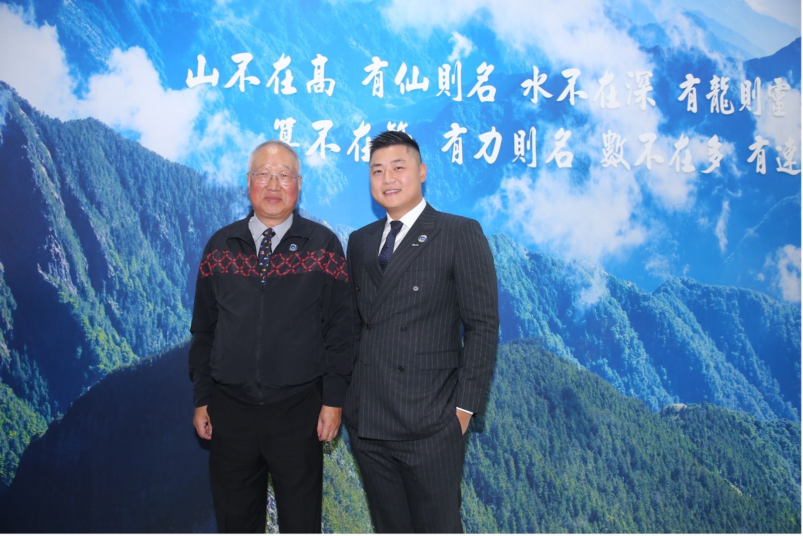 正崴董事長郭台強(左)講起兒子總是一臉驕傲。