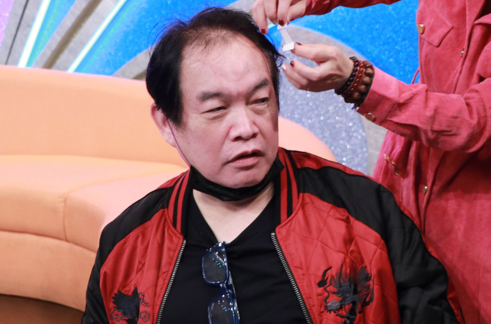 康康直播前爆意外！洗澡重摔「躺地好幾分鐘」無人發現　最新傷勢曝光