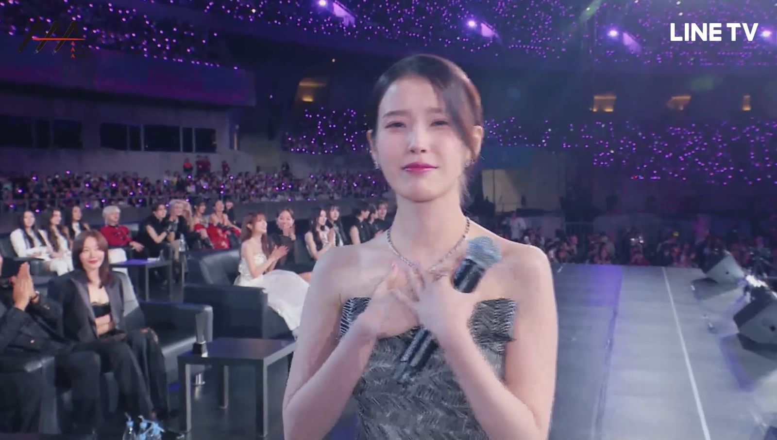 IU聽了也超感動。翻攝LINE TV